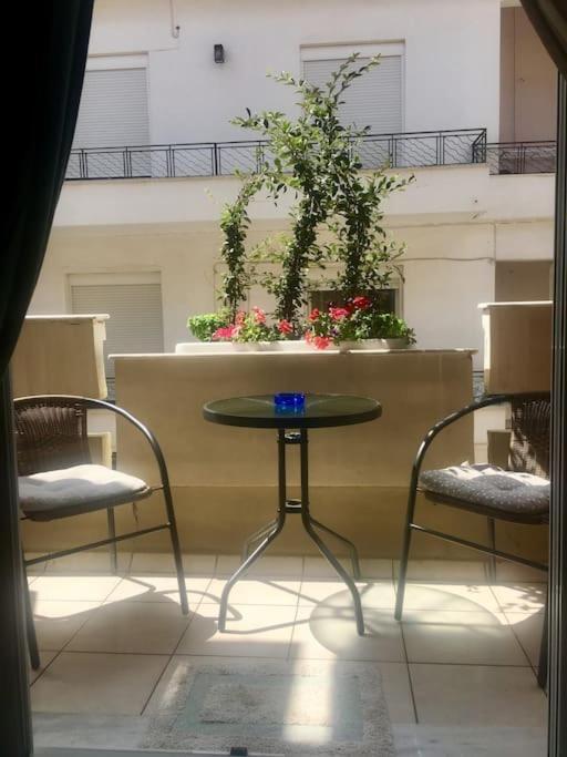 Central Artistic 2-Bedroom Apartment 79Sqm ตรีโปลิส ภายนอก รูปภาพ