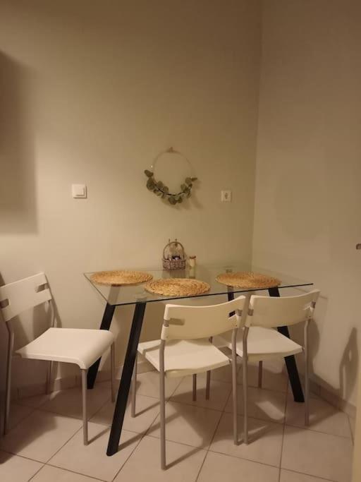 Central Artistic 2-Bedroom Apartment 79Sqm ตรีโปลิส ภายนอก รูปภาพ